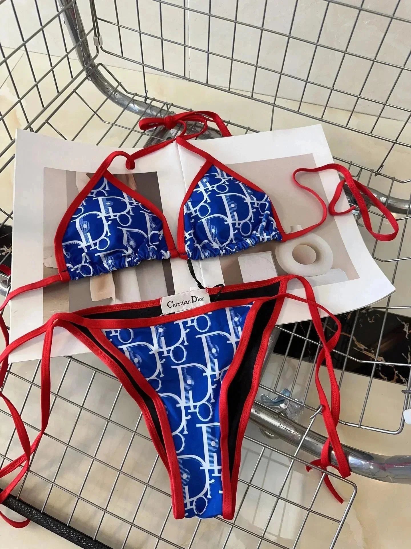 Fashionable swimsuit 003