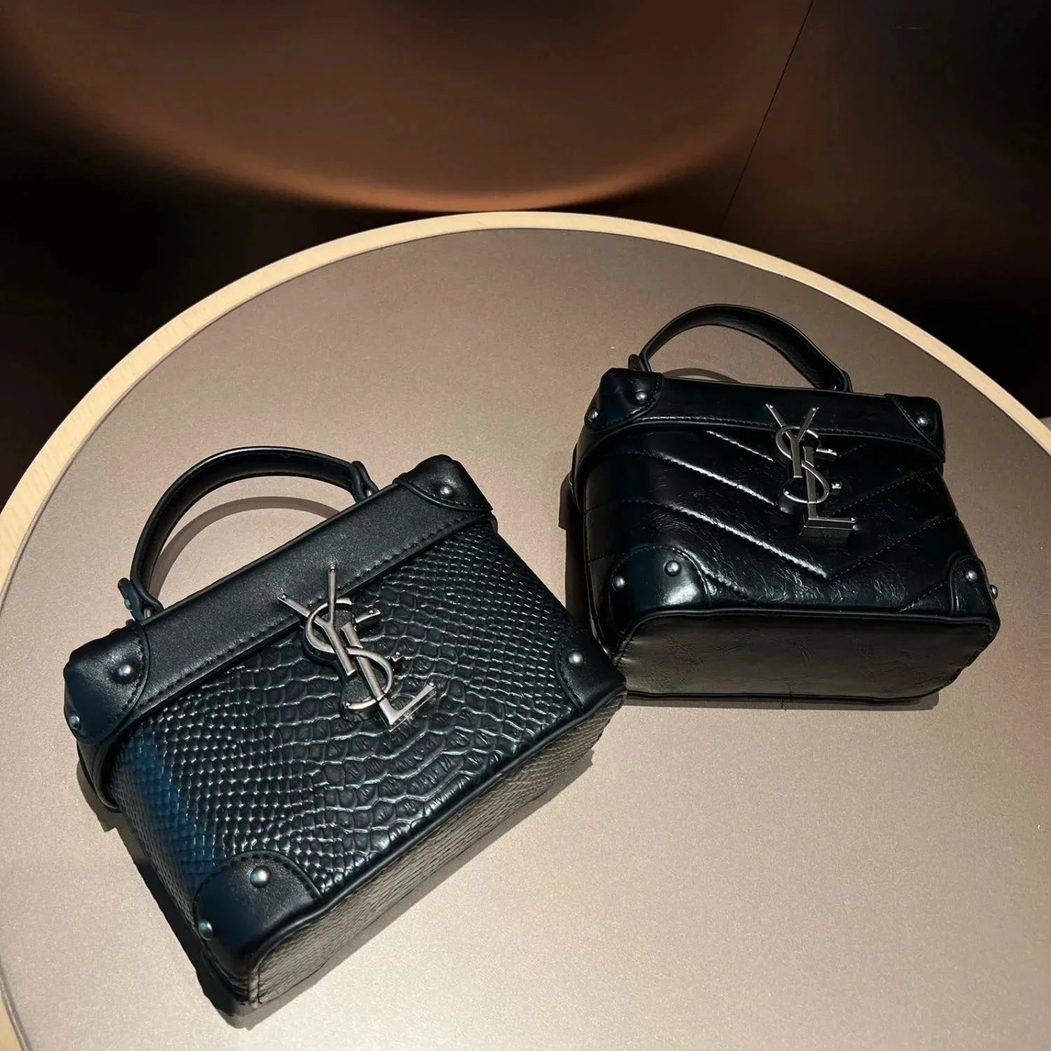 Xiaofeng exclusive retro niche box bag Korean messenger bag