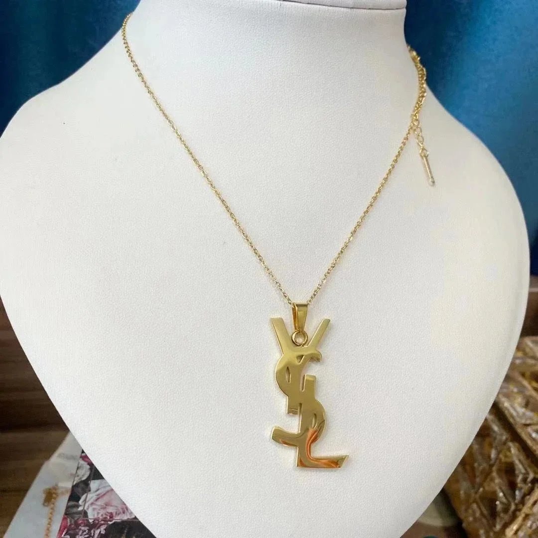 New Korean version of large pendant letter necklace