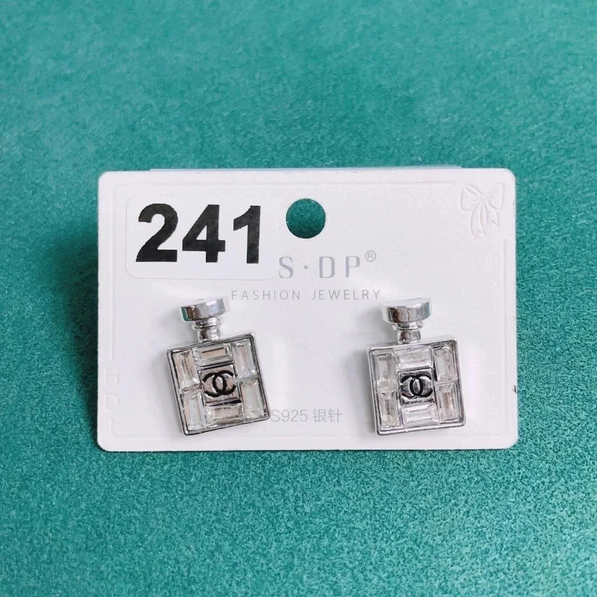 Exquisite new perfume bottle earrings