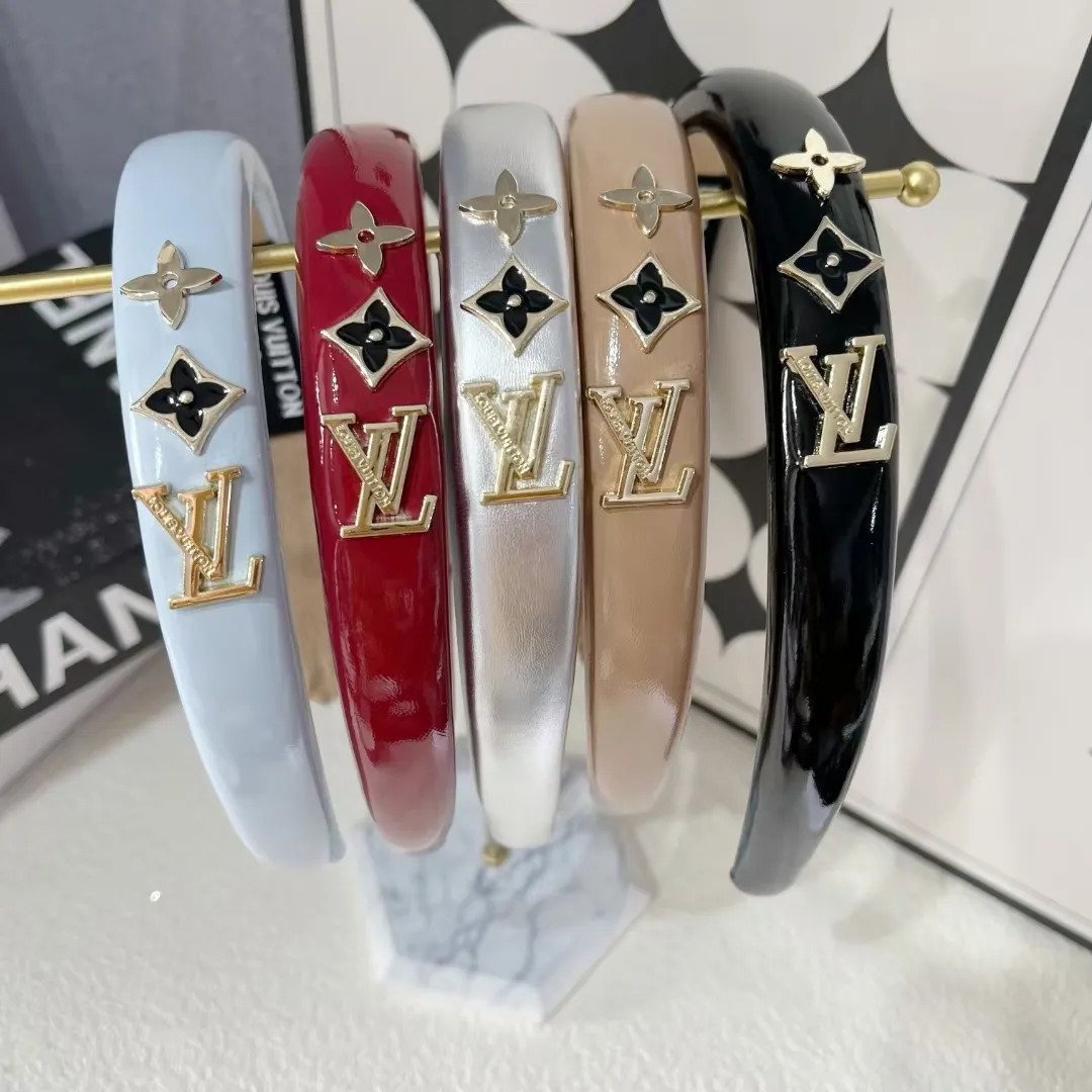 Retro metal letters pu senior hairband women's sponge new leather hairpin pressure hair French temperament headband hair accessories