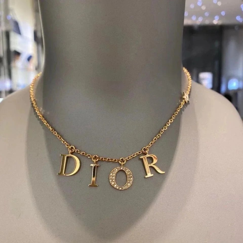 Diamond clavicle chain neck chain personality fashion simple high-end