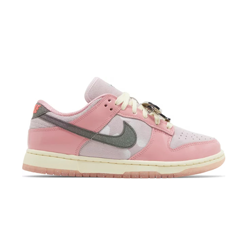 M   Wmns  Low LX 'Barbie Fashion sneakers