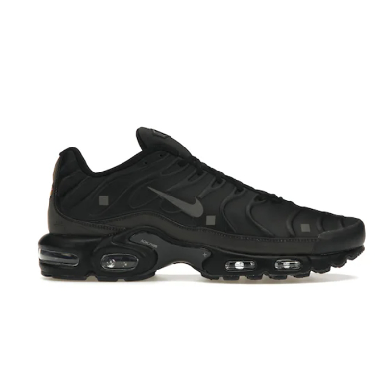Max Plus A-COLD-WALL BlackFashion sneakers