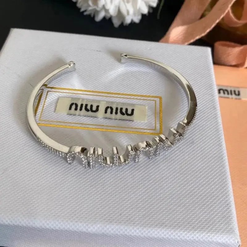 Super flash diamond bracelet super fairy Joker high bracelet niche full of diamond Japanese and Korean Joker female temperament