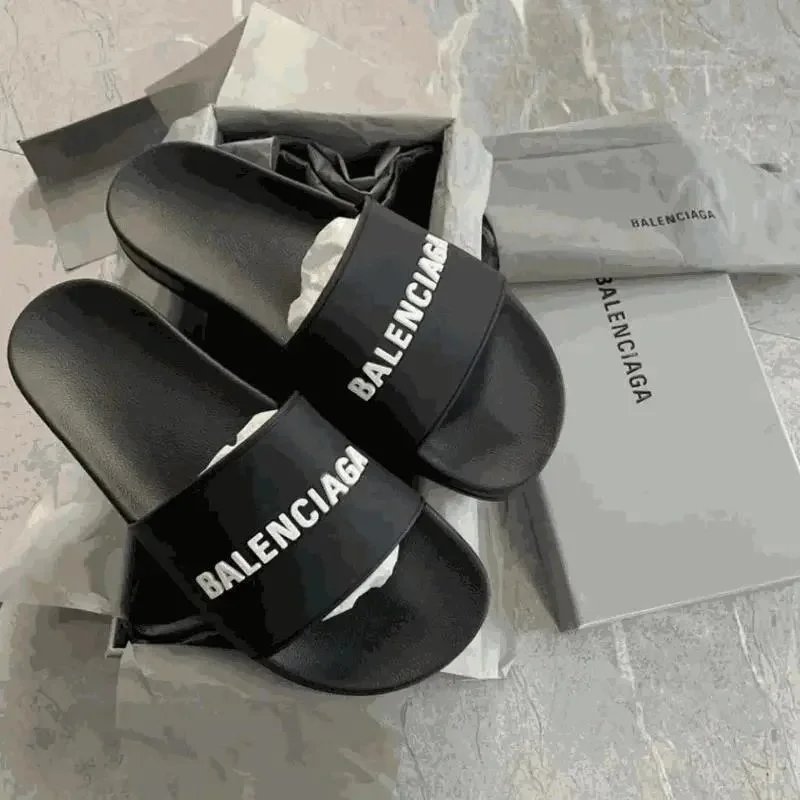 Balenciaga Logo Pool Rubber Slide Sandal Black