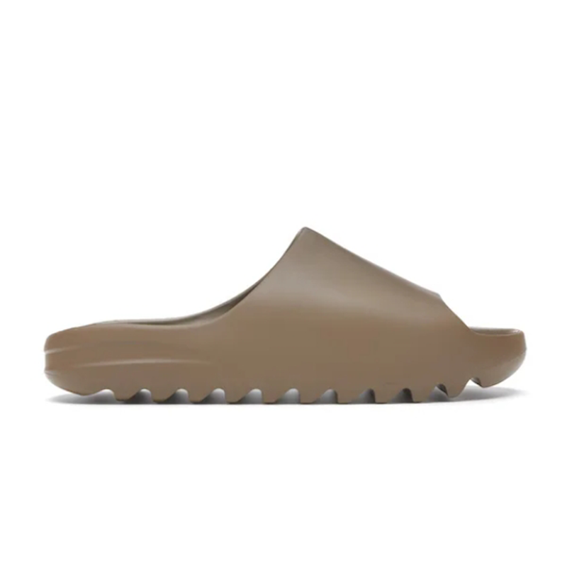 Yeezy  Core Casual sneakers