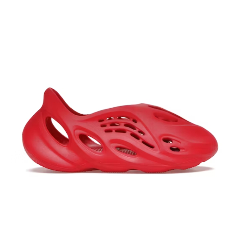 Yeezy Foam RNNR Vermillion