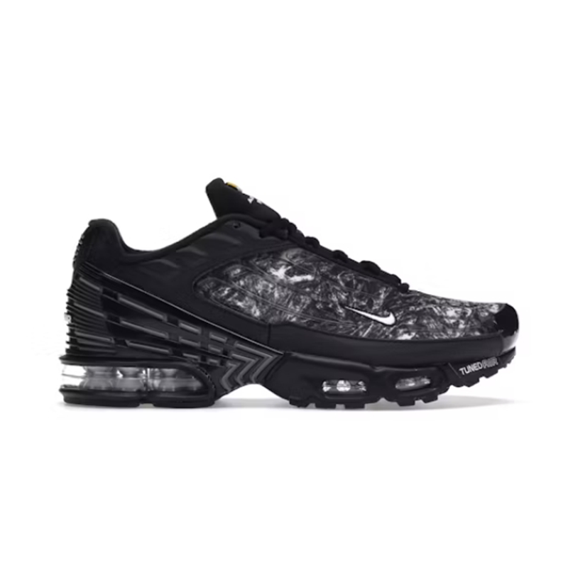 Plus 3 Black Graphic