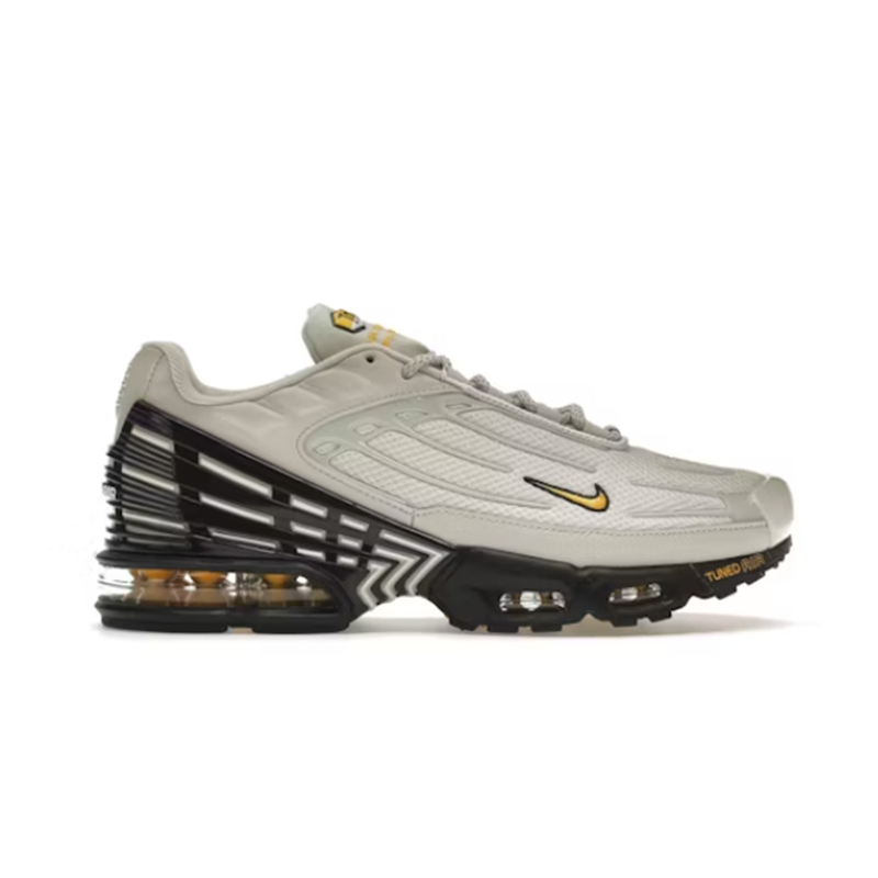 Plus 3 Bone Black