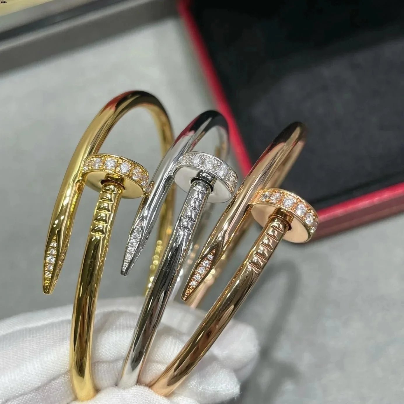 Cassie Nail Bangle