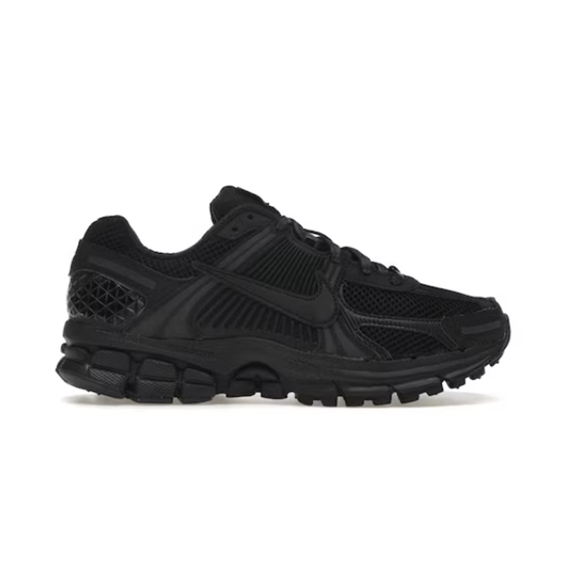 Zoom Vomero 5 Triple Black