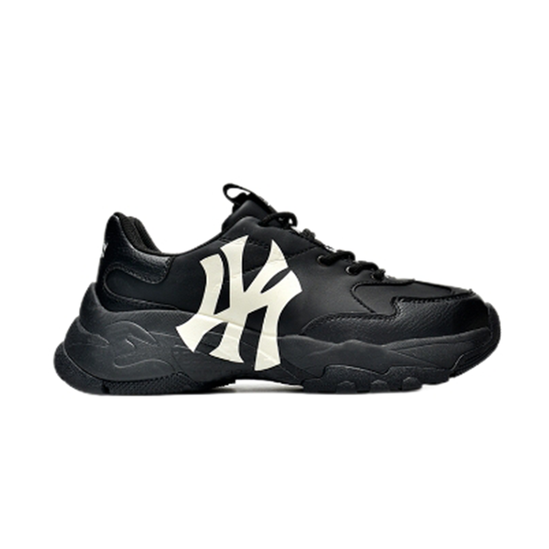 Black shoes