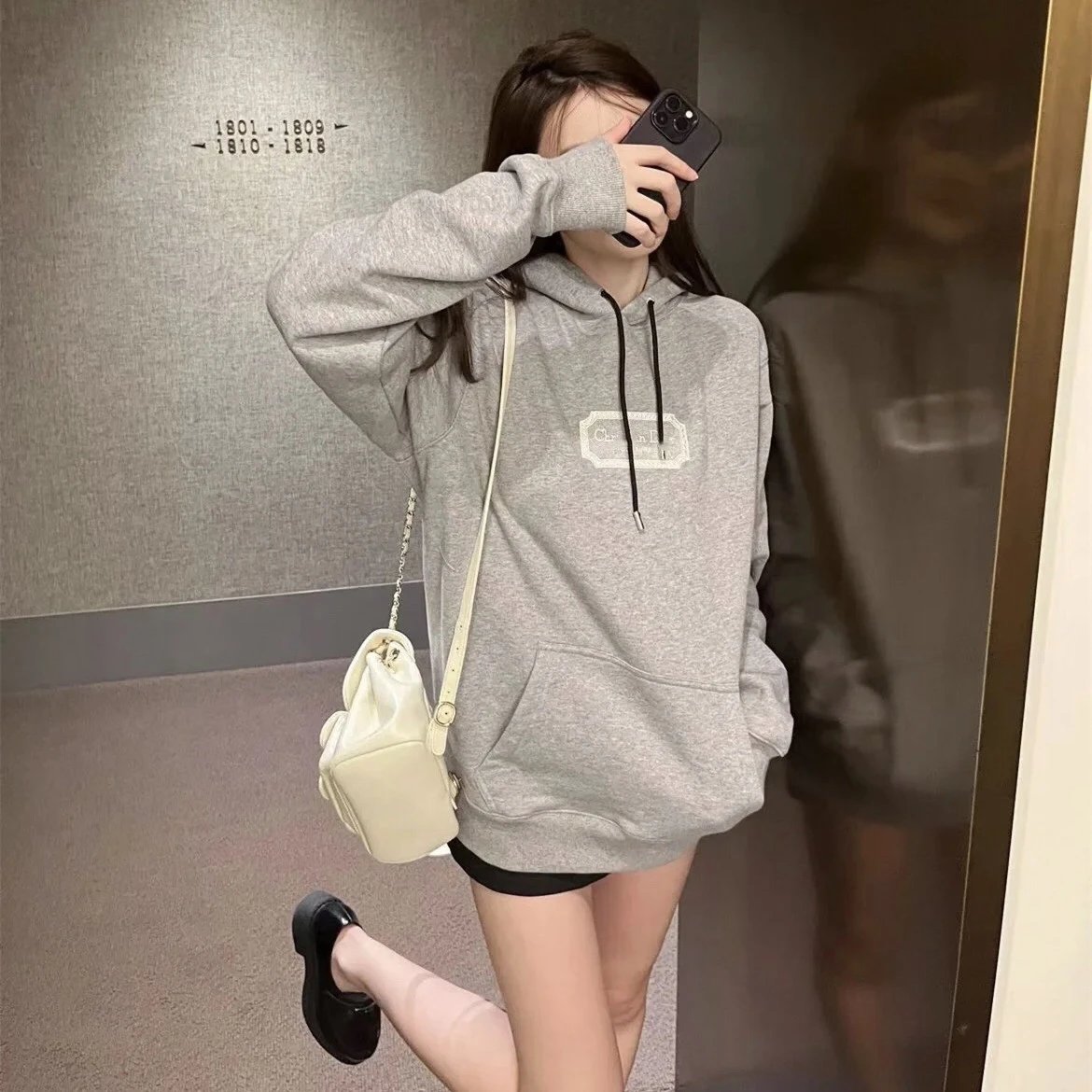 本DI家经典胸前方形字母徽标刺绣连帽卫衣帽衫男女