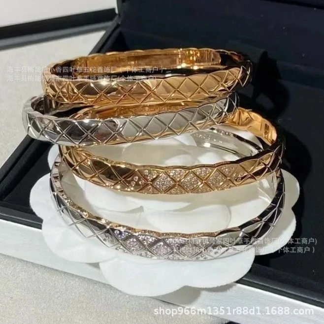 coco香家窄版宽版菱格纹手镯精雕无钻镶钻高级感米金色手环