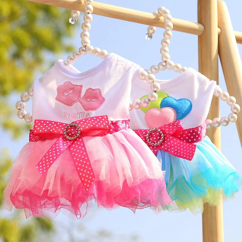 宠物狗狗衣服春夏猫咪衣服宠物狗裙子宠物用品猫纱裙爱心泰迪比熊