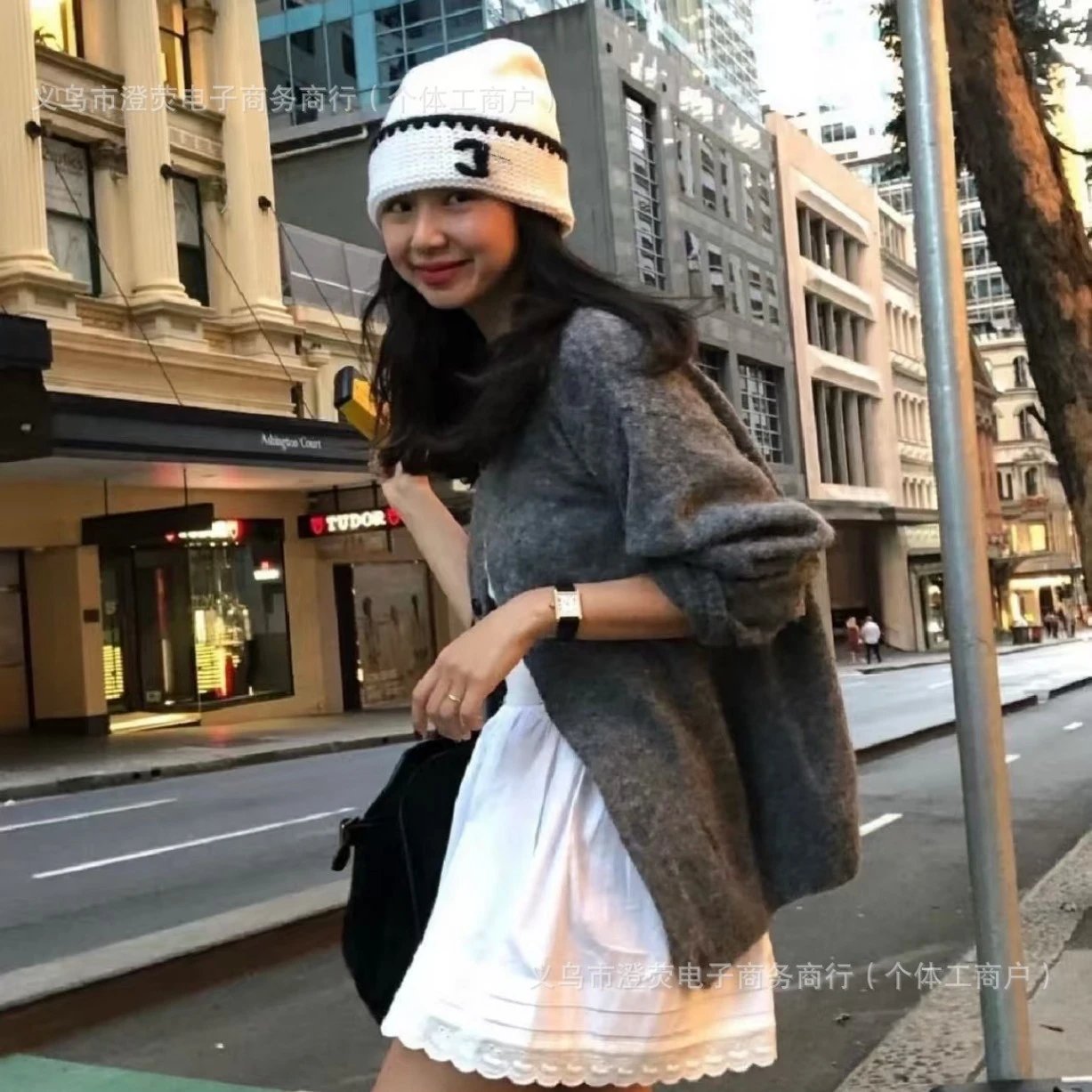 小香风冬季香奶奶羊毛针织帽女保暖加厚新款毛线帽女潮时尚护耳帽