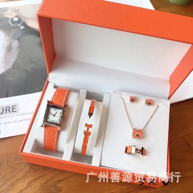 爱家方形数字面五件套石英女款手表钛钢饰品套装