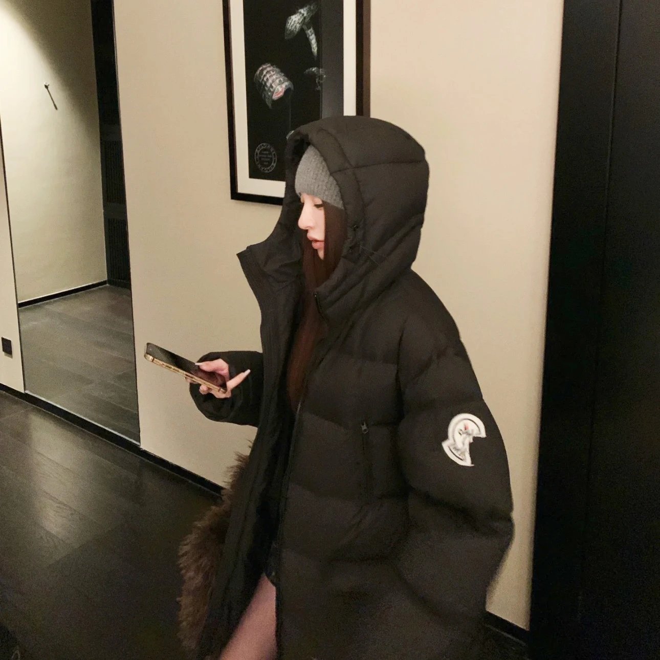 M蒙家网红款中长款大号毛毡徽章90白鹅绒羽绒服外套