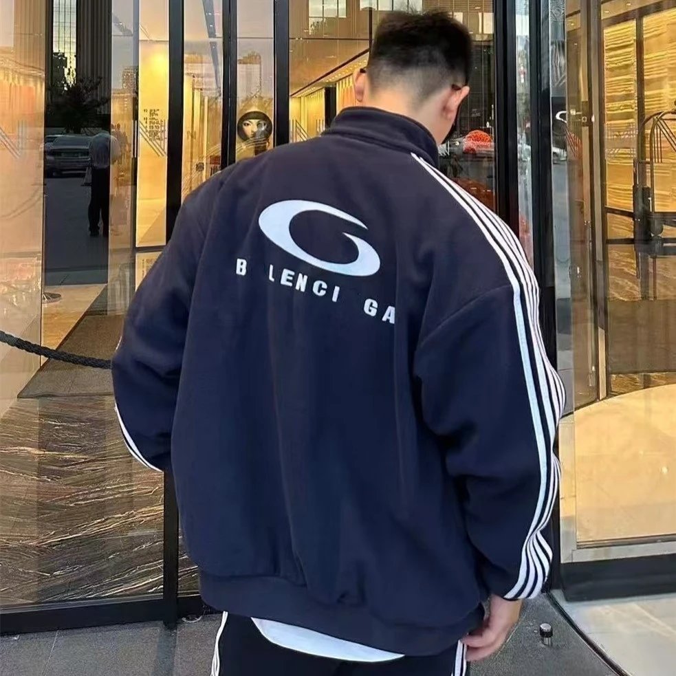 巴黎B家网红款字母刺绣五条杠颗粒绒立领校服夹克外套