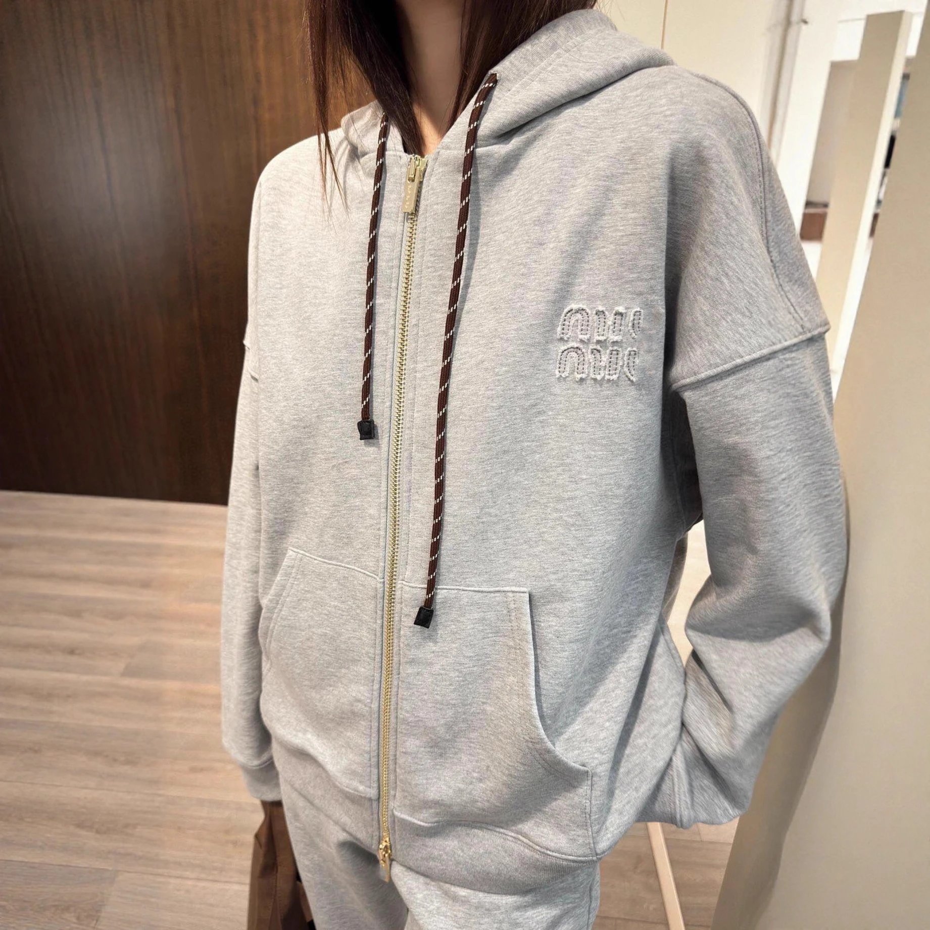秋冬新款本MIU缪家贴布刺绣字母拉链卫衣夹克外套男女