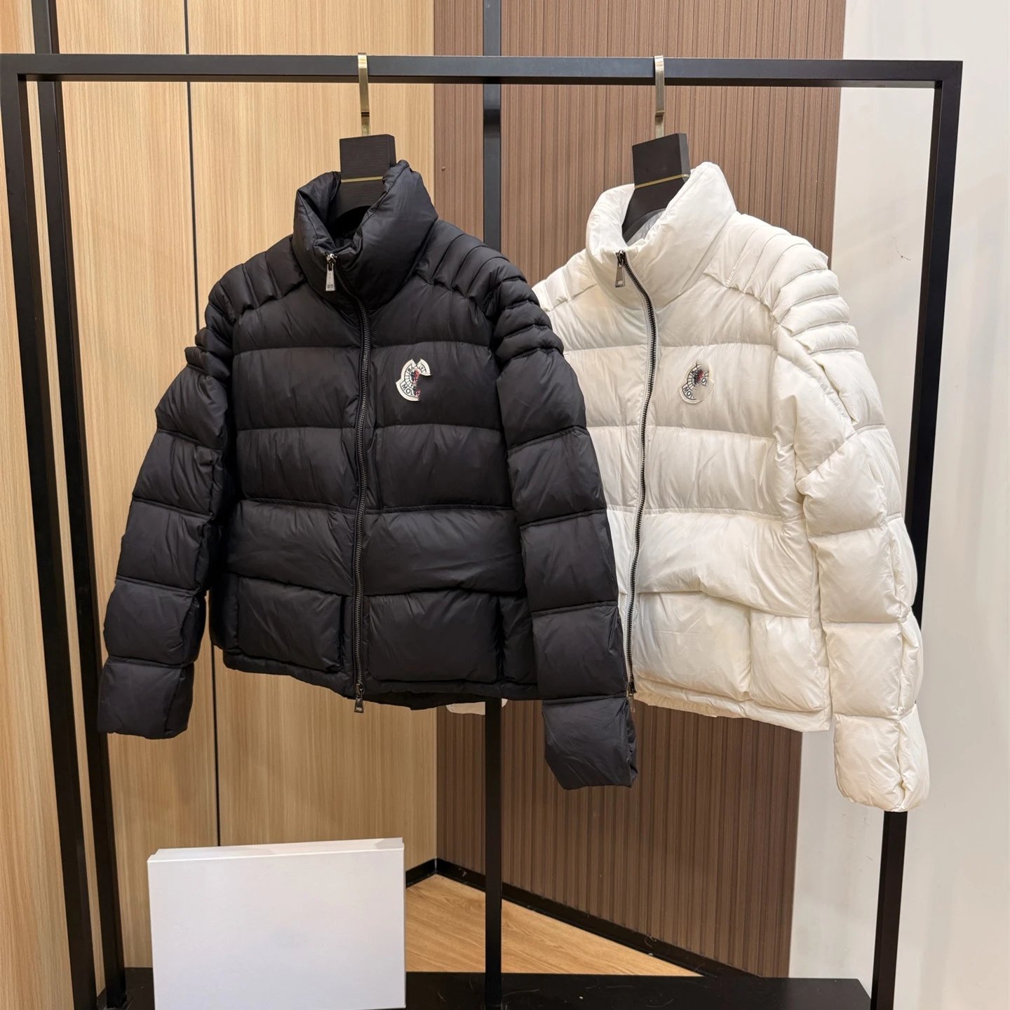 2025秋冬新款M蒙家90白鸭绒蓬松羽绒服夹克外套男女