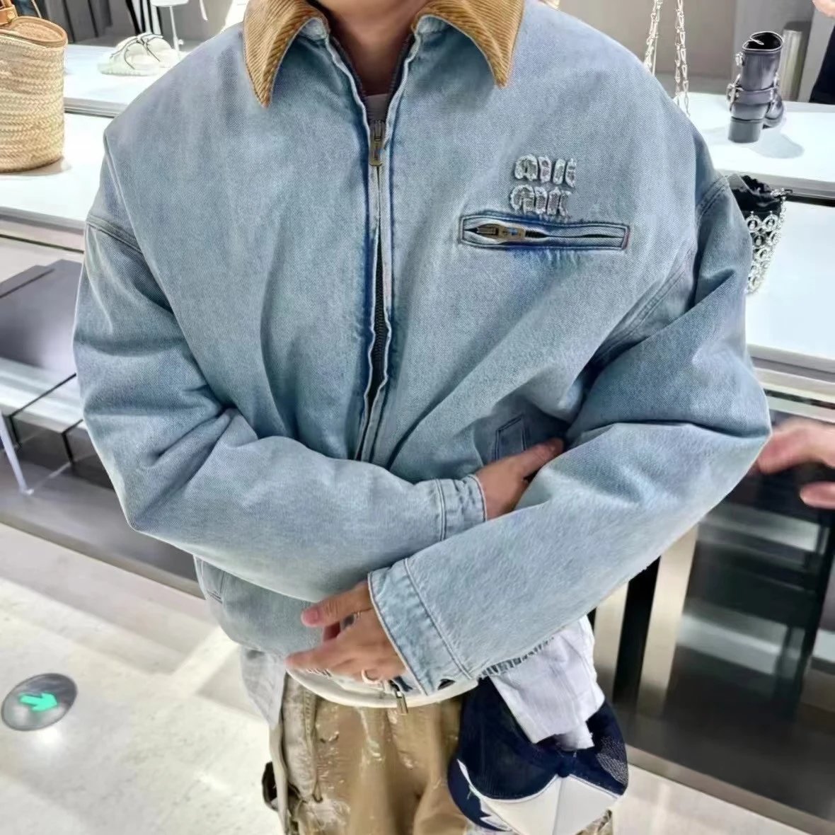 MIU缪家小红书网红款灯芯绒领做旧牛仔棉服夹克外套男女