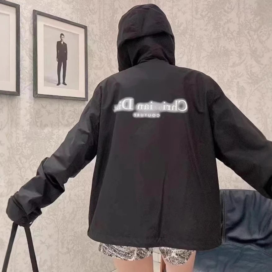 2025秋冬新款巴黎B家模糊字母印花冲锋衣夹克外套男女