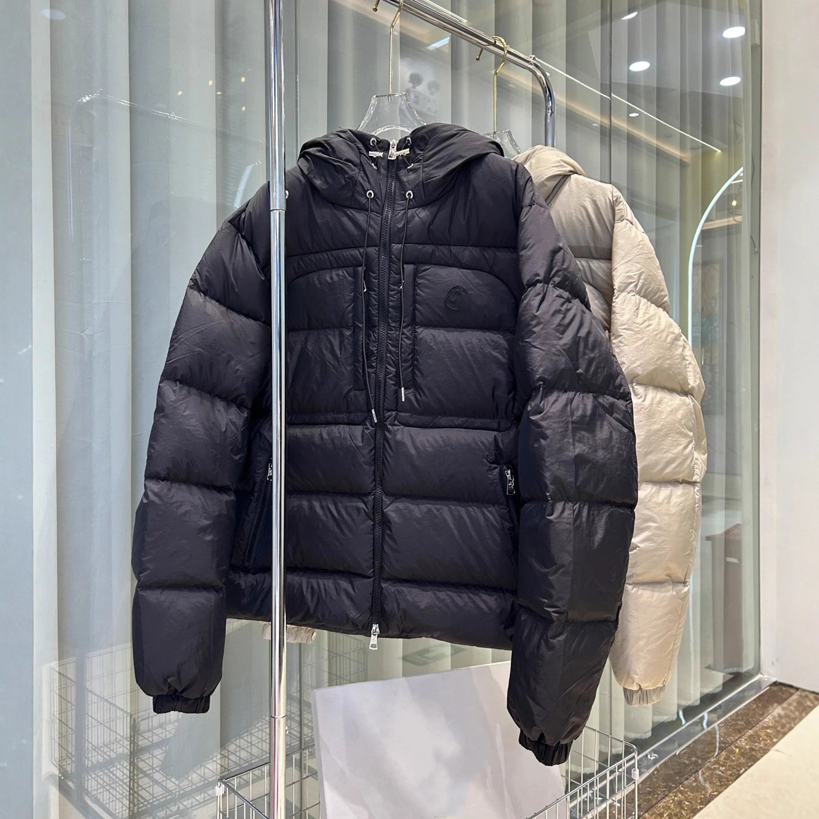 蒙家90白鸭绒薄短款连帽轻质羽绒服宽松版型外套男女
