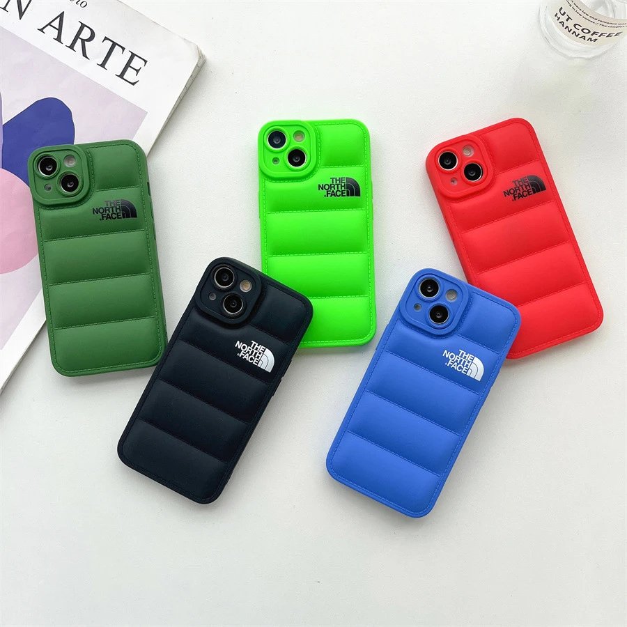 适用iphone13手机壳潮牌钱包羽绒服12promaxXS防摔作用6/7pXr