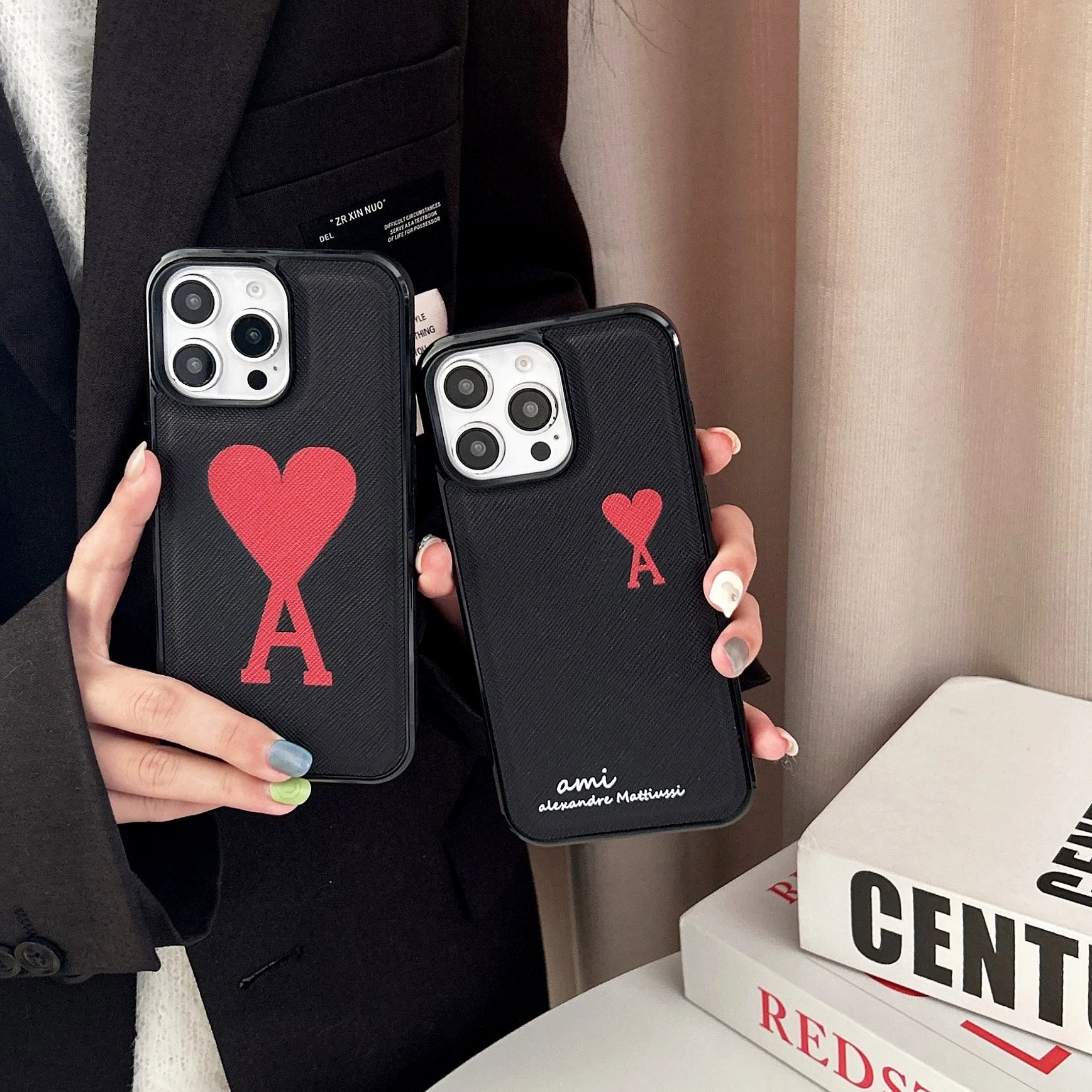 简约皮质纹爱心iPhone16PM手机壳苹果13防摔保护套12情侣